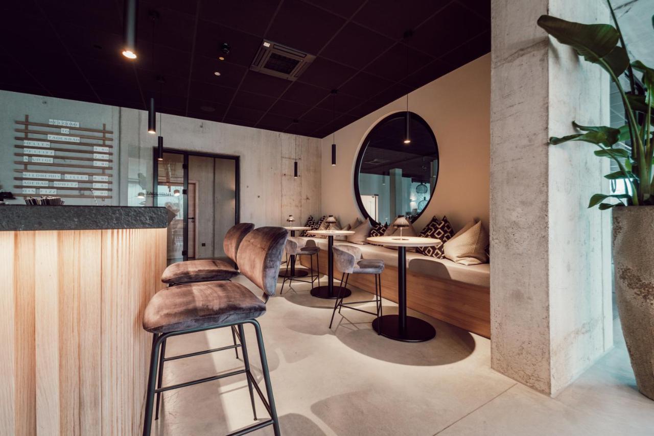 Hotel Adebar Stadthotel 4*